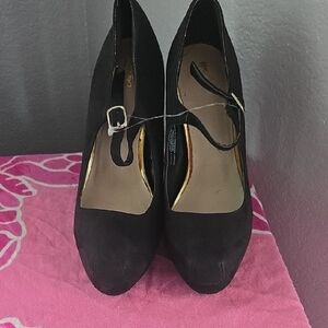 Elegant Black Women's Shoes